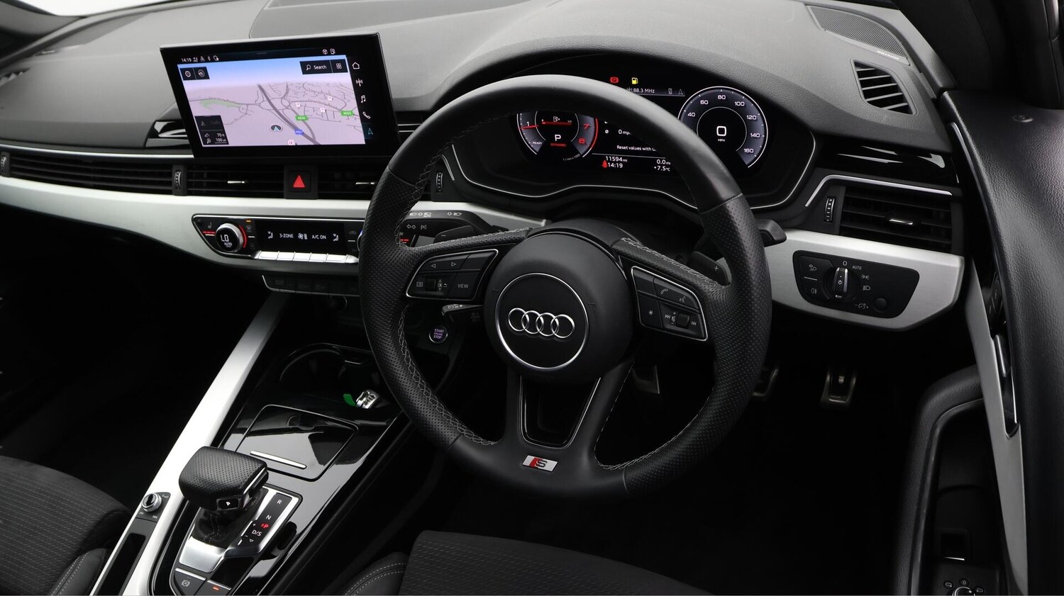 Used Audi A4 2022 for sale - 76715333: Photo 10