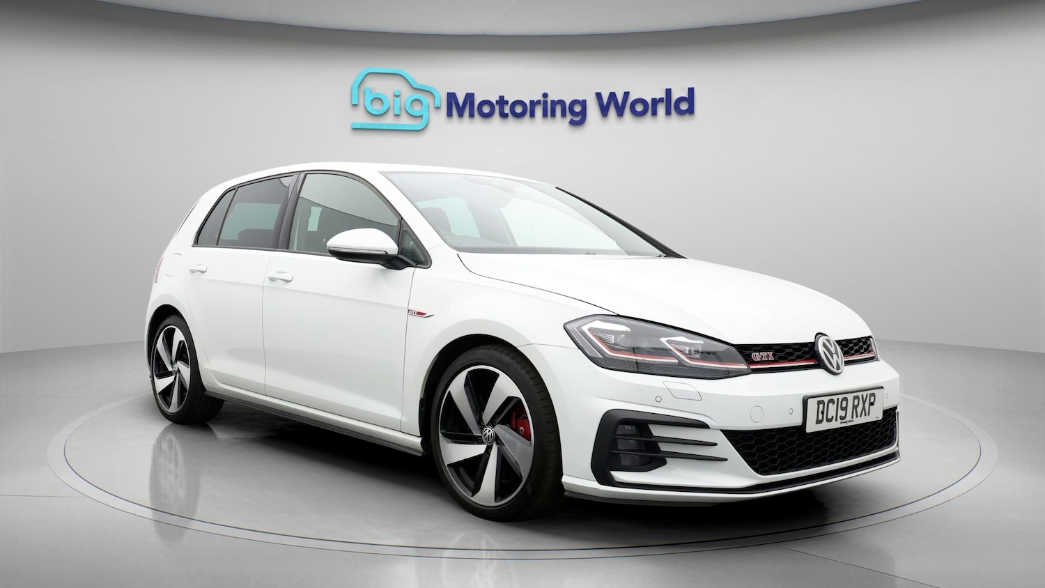 Used Volkswagen Golf 2019 for sale - 77606263: Photo 1