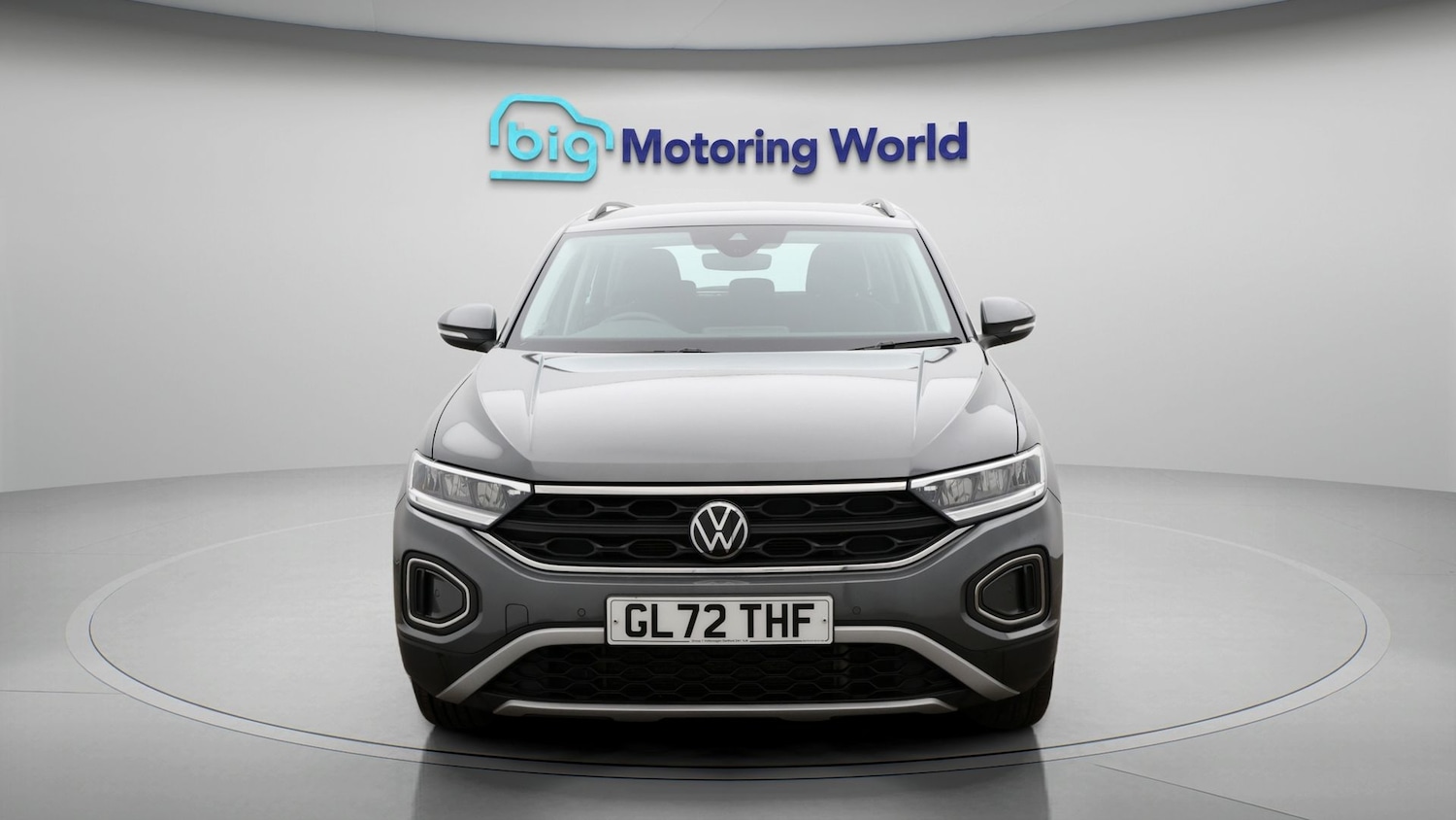 Used Volkswagen T-Roc 2022 for sale - 77379380: Photo 2