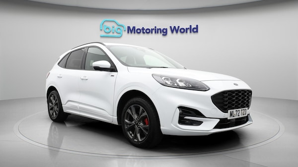 Used Ford Kuga 2022 for sale - 75519043: Photo 2