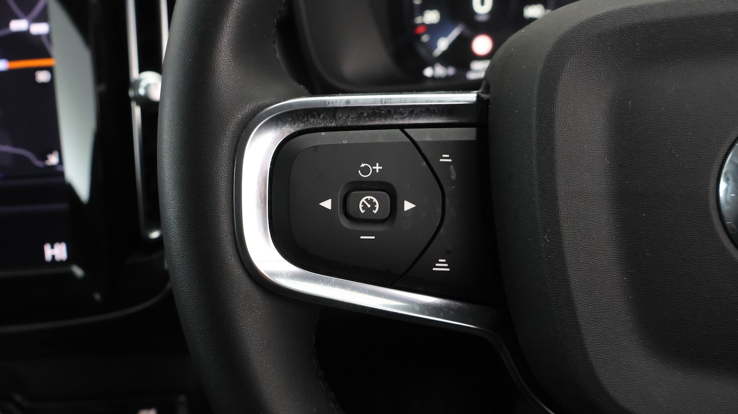 Used Volvo XC40 2022 for sale - 77532201: Photo 22