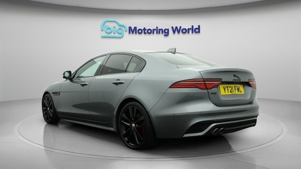 Used Jaguar XE 2021 for sale - 76283601: Photo 6