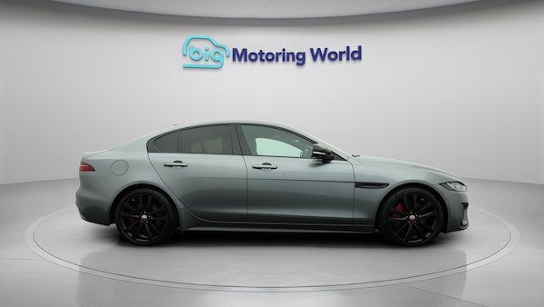 Used Jaguar XE 2021 for sale - 76283601: Photo 9