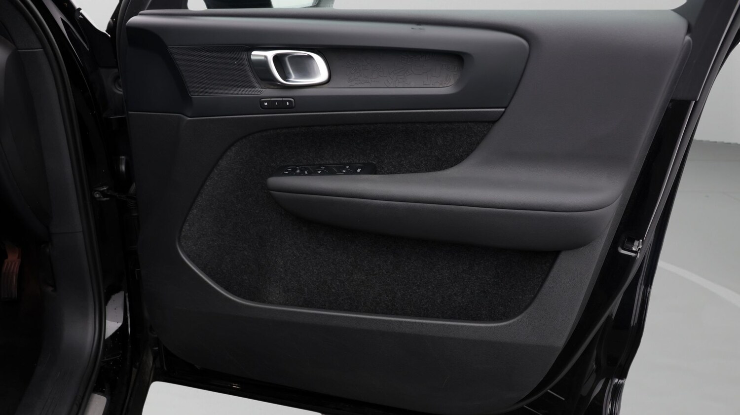 Used Volvo XC40 for sale - 77871865: Photo 15