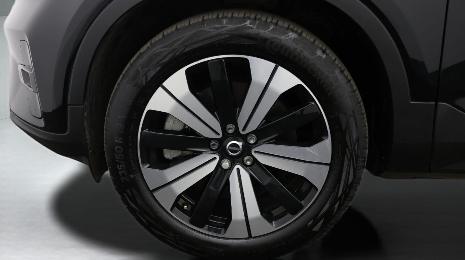 Used Volvo XC40 for sale - 77871865: Photo 18