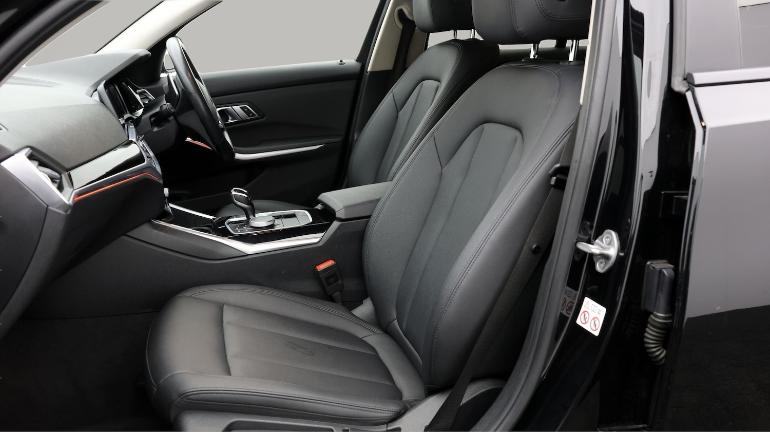 Used BMW 3 Series 2020 for sale - 77370920: Photo 14