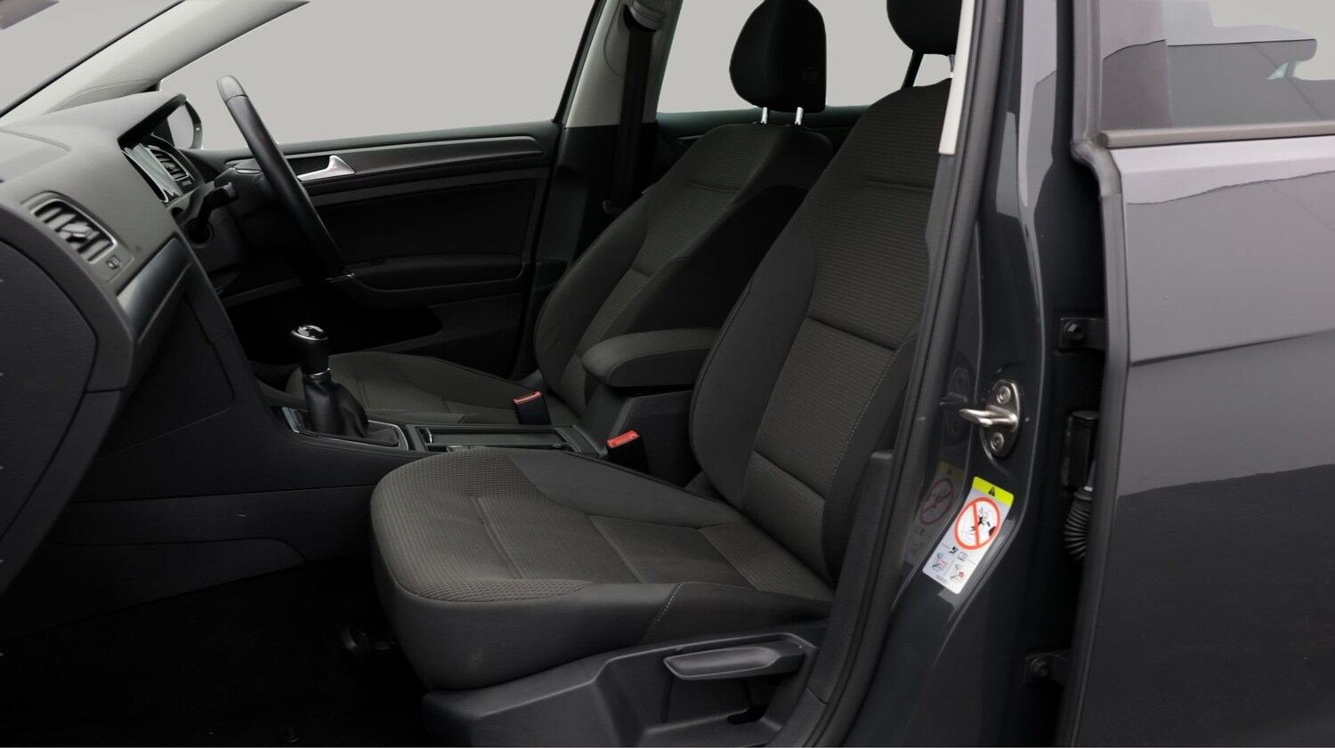 Used Volkswagen Golf 2019 for sale - 77962083: Photo 18