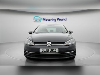 Used Volkswagen Golf 2019 for sale - 77962083: Photo