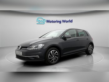 Used Volkswagen Golf 2019 for sale - 77962083: Photo