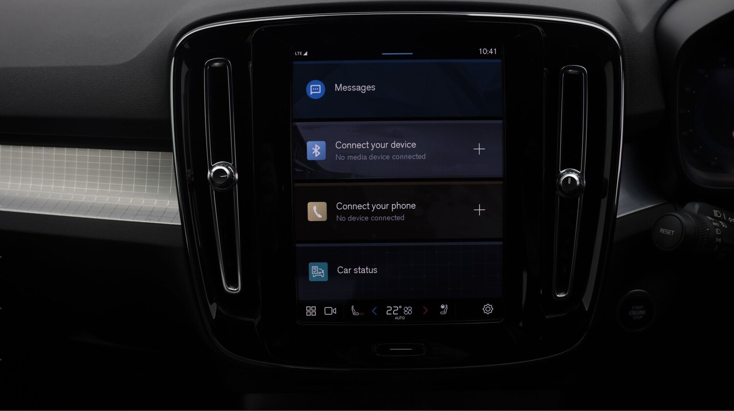 Used Volvo XC40 2022 for sale - 77819091: Photo 11