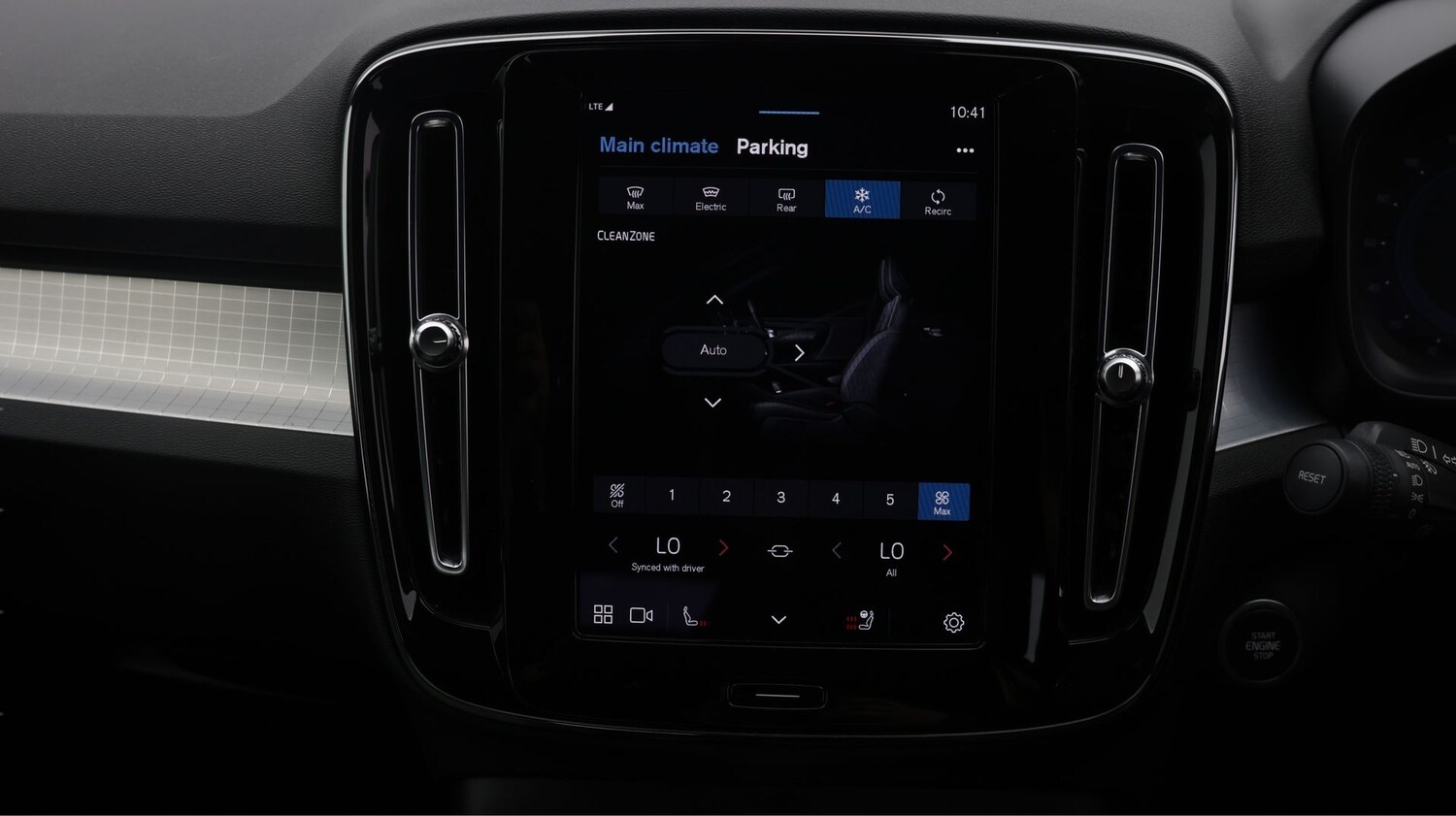 Used Volvo XC40 2022 for sale - 77819091: Photo 12