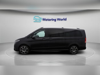 Used Mercedes-Benz V-Class 2023 for sale - 78884023: Photo