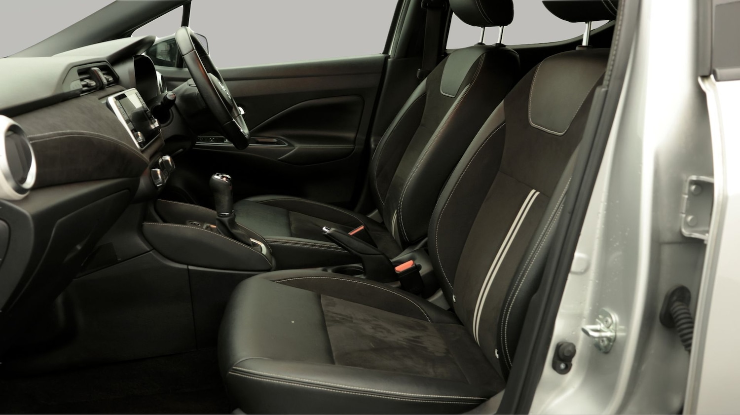 Used Nissan Micra 2022 for sale - 77752807: Photo 14