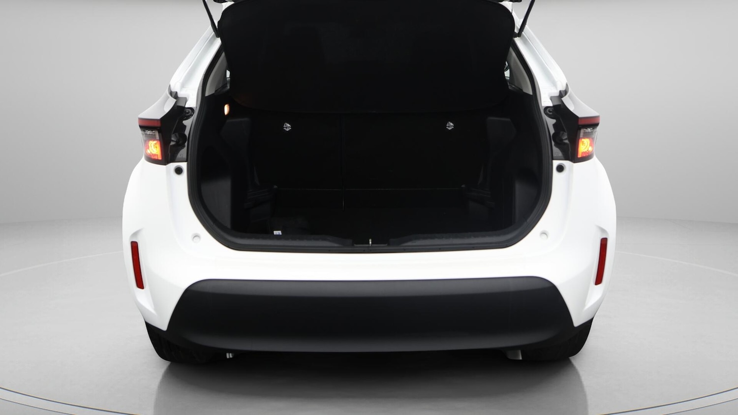 Used Toyota Yaris Cross 2022 for sale - 76440655: Photo 18