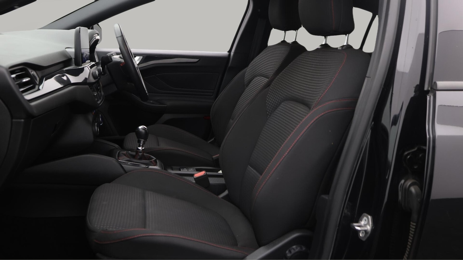 Used Ford Focus 2021 for sale - 76613061: Photo 15