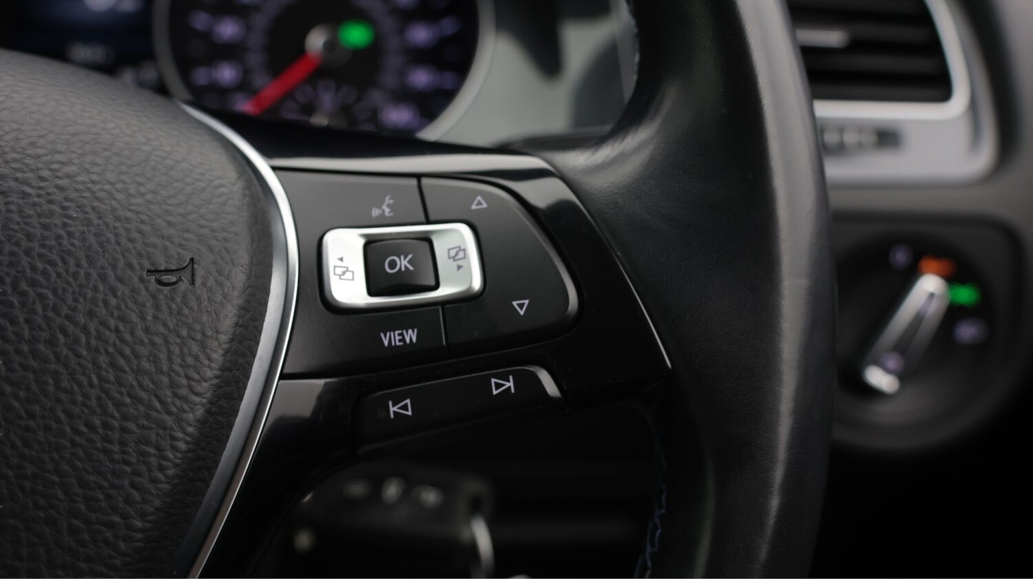 Used Volkswagen Golf for sale - 77584803: Photo 23