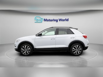 Used Volkswagen T-Roc 2019 for sale - 78736381: Photo