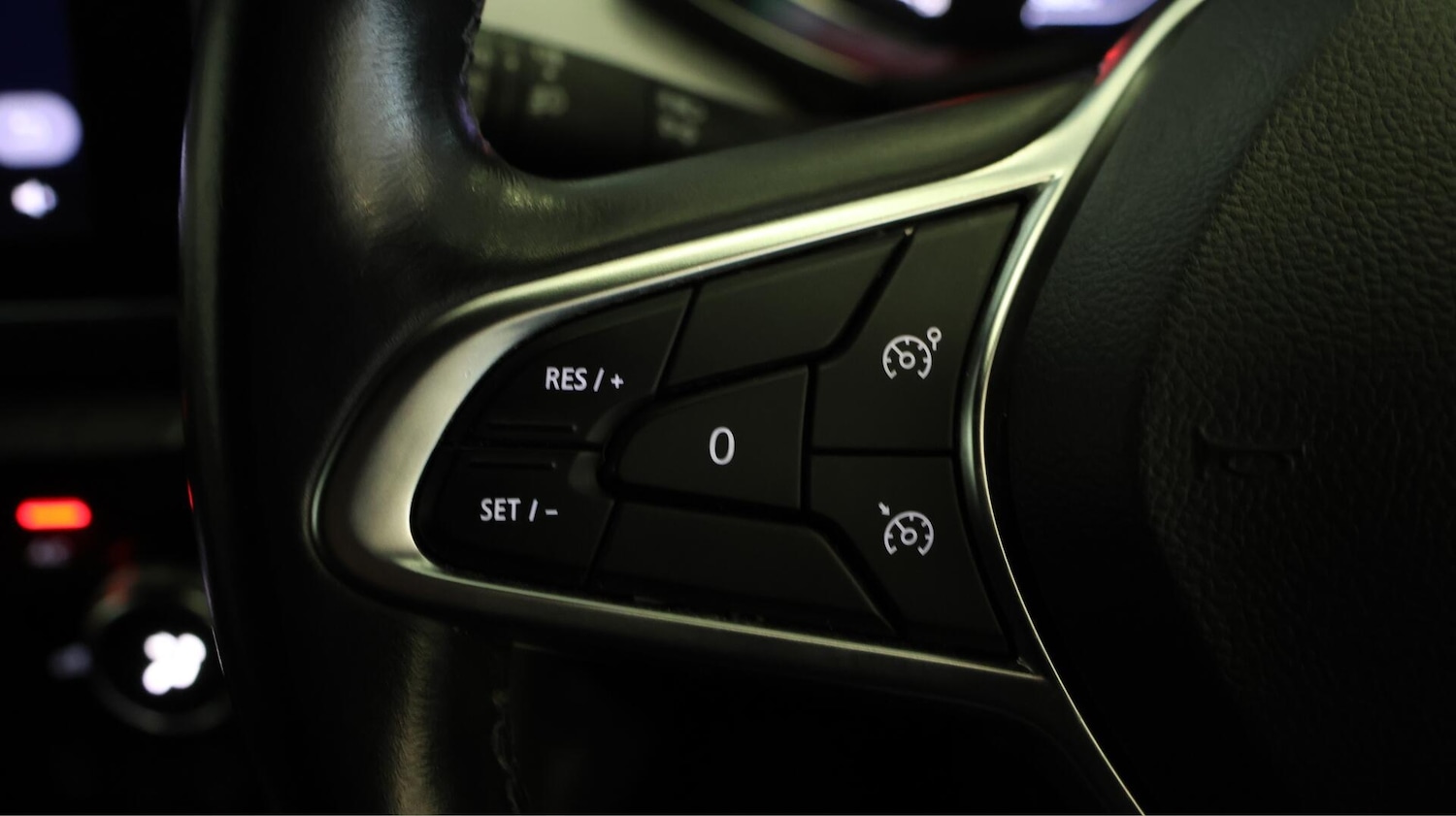 Used Renault Clio 2021 for sale - 76573180: Photo 22