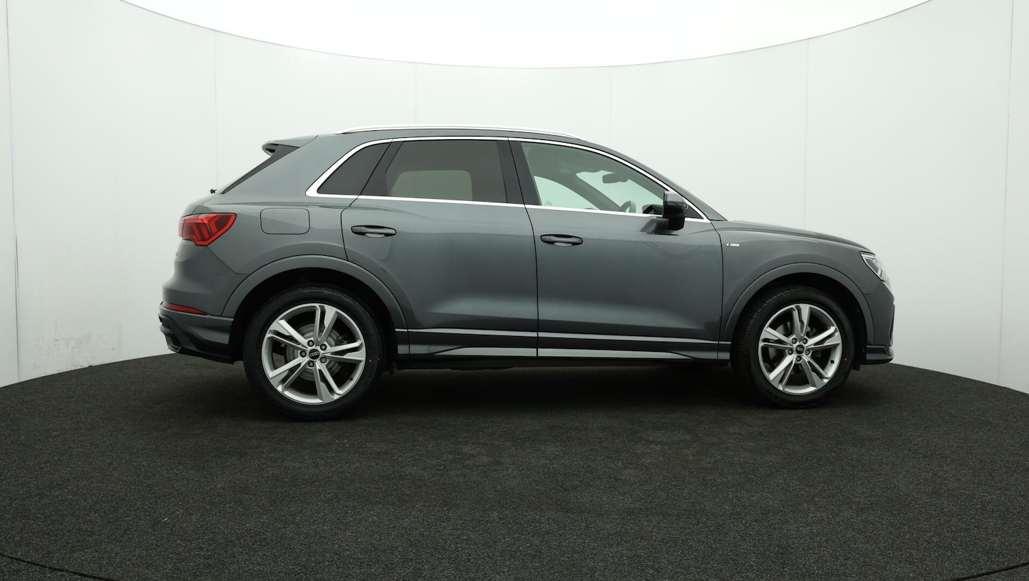 Used Audi Q3 2021 for sale - 76109661: Photo 42