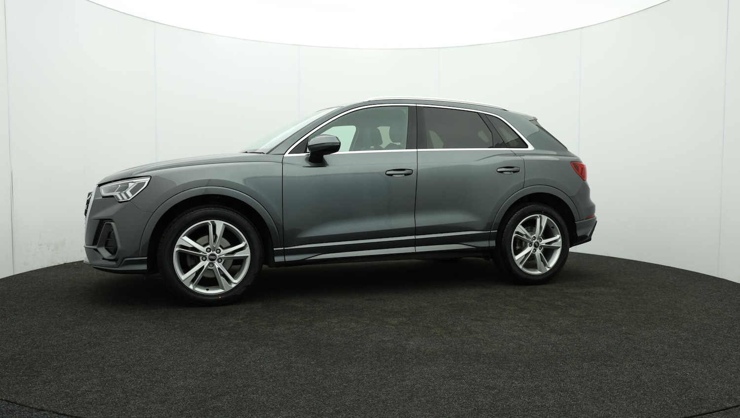 Used Audi Q3 2021 for sale - 76109661: Photo 70