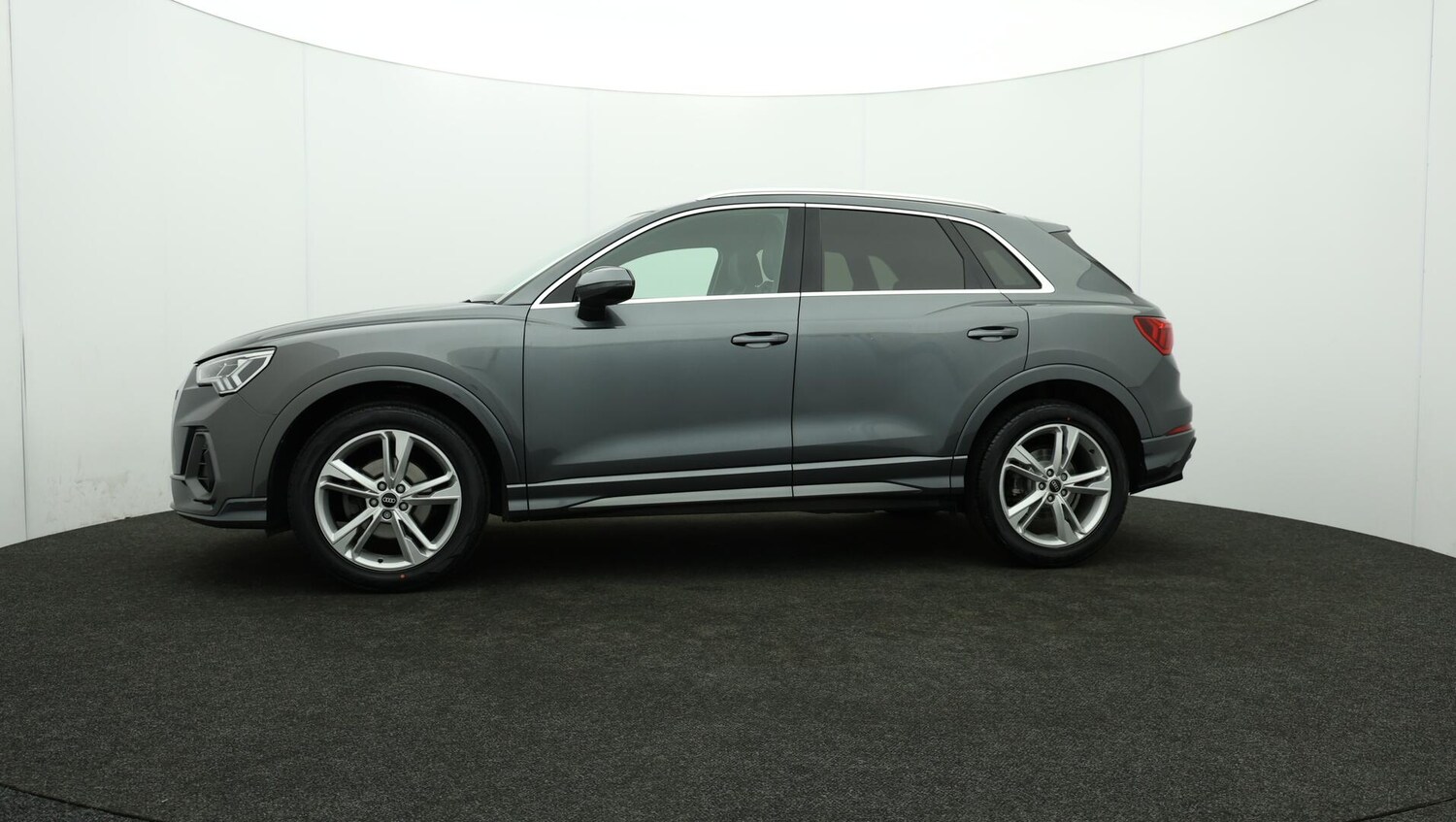 Used Audi Q3 2021 for sale - 76109661: Photo 71