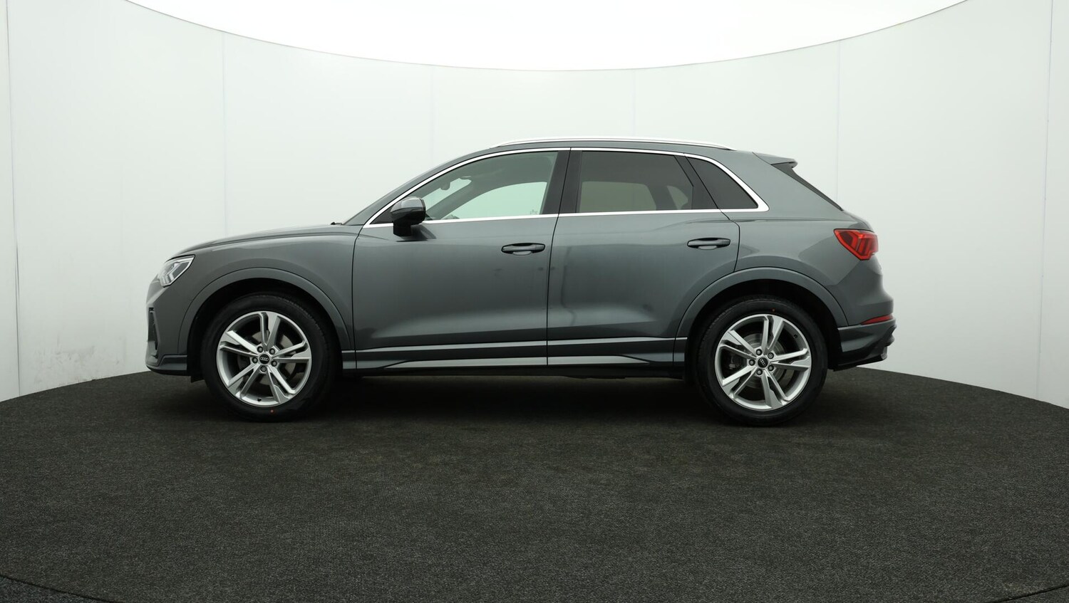 Used Audi Q3 2021 for sale - 76109661: Photo 73