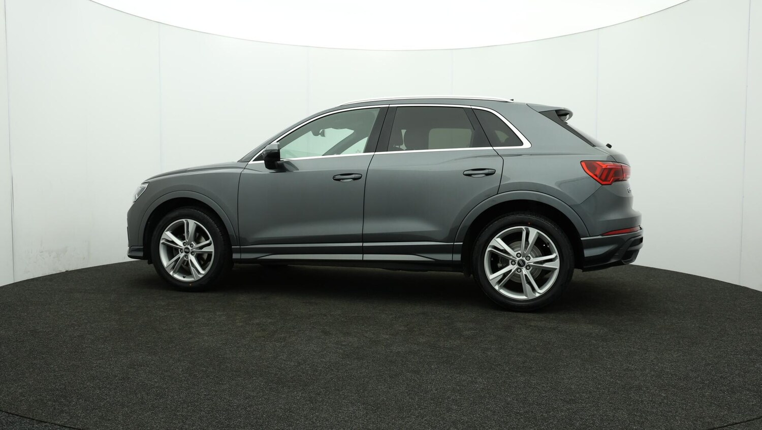 Used Audi Q3 2021 for sale - 76109661: Photo 75