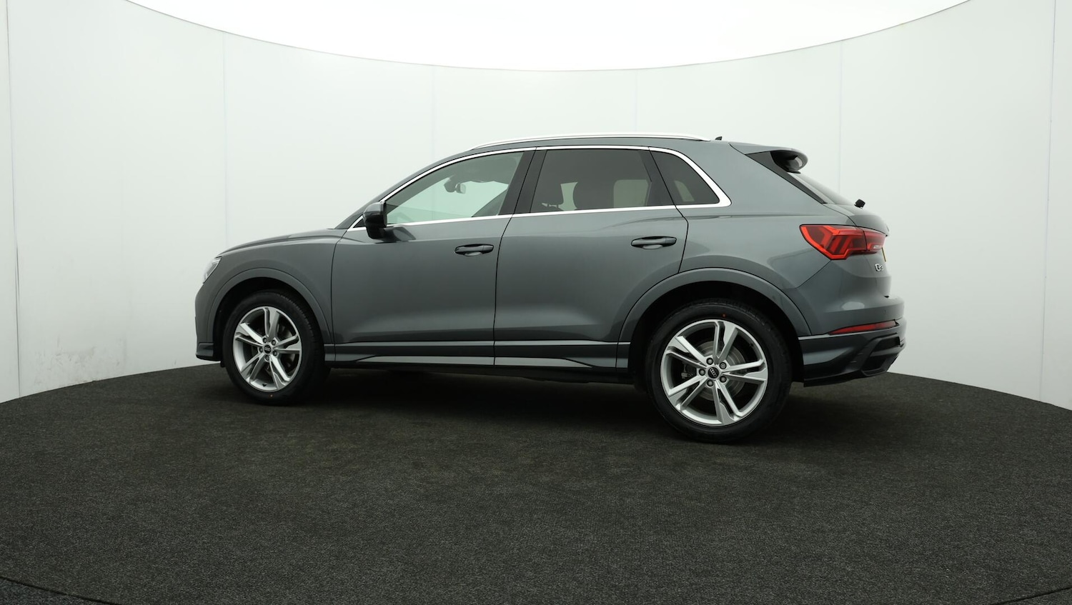 Used Audi Q3 2021 for sale - 76109661: Photo 76