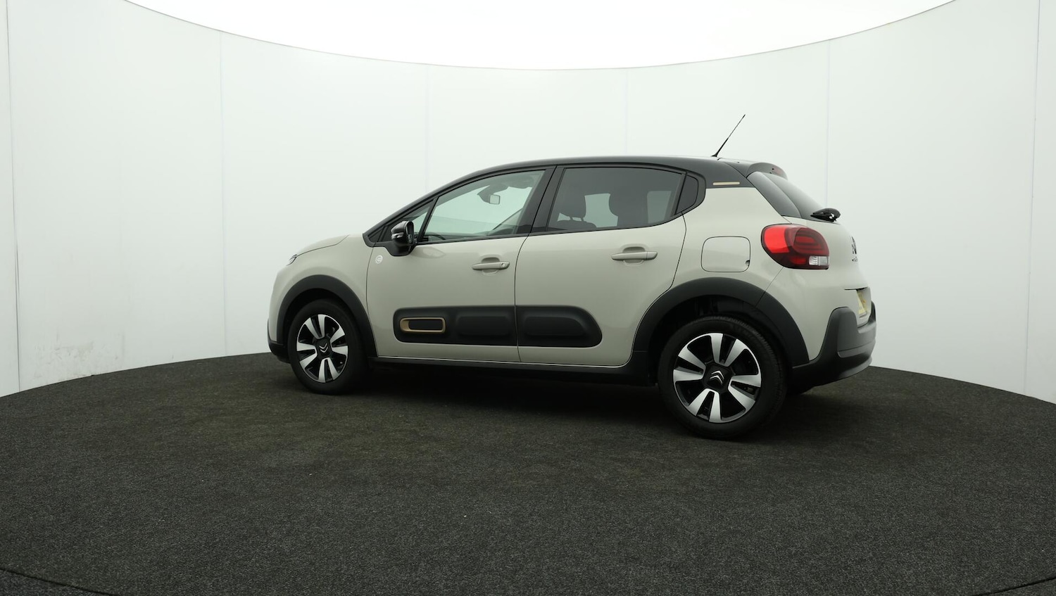 Used Citroen C3 2023 for sale - 76084070: Photo 76