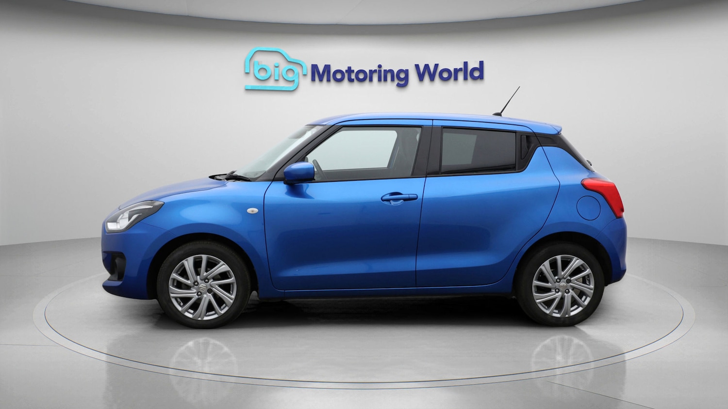 Used Suzuki Swift 2022 for sale - 77707103: Photo 4