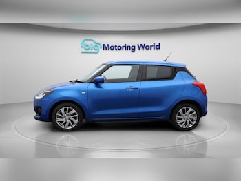 Used Suzuki Swift 2022 for sale - 77707103: Photo