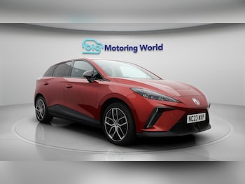 (23) - 64kWh Trophy Long Range Hatchback 5dr Electric Auto (203 ps)