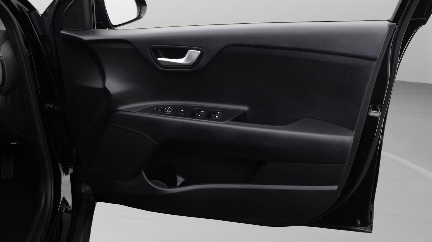 Used Kia Stonic 2020 for sale - 76584403: Photo 16