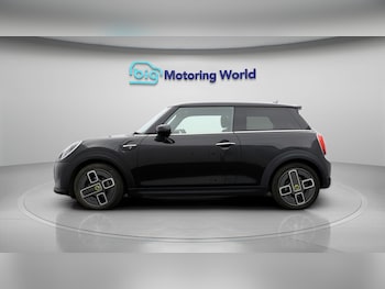 Used MINI Electric Hatch 2021 for sale - 79554852: Photo
