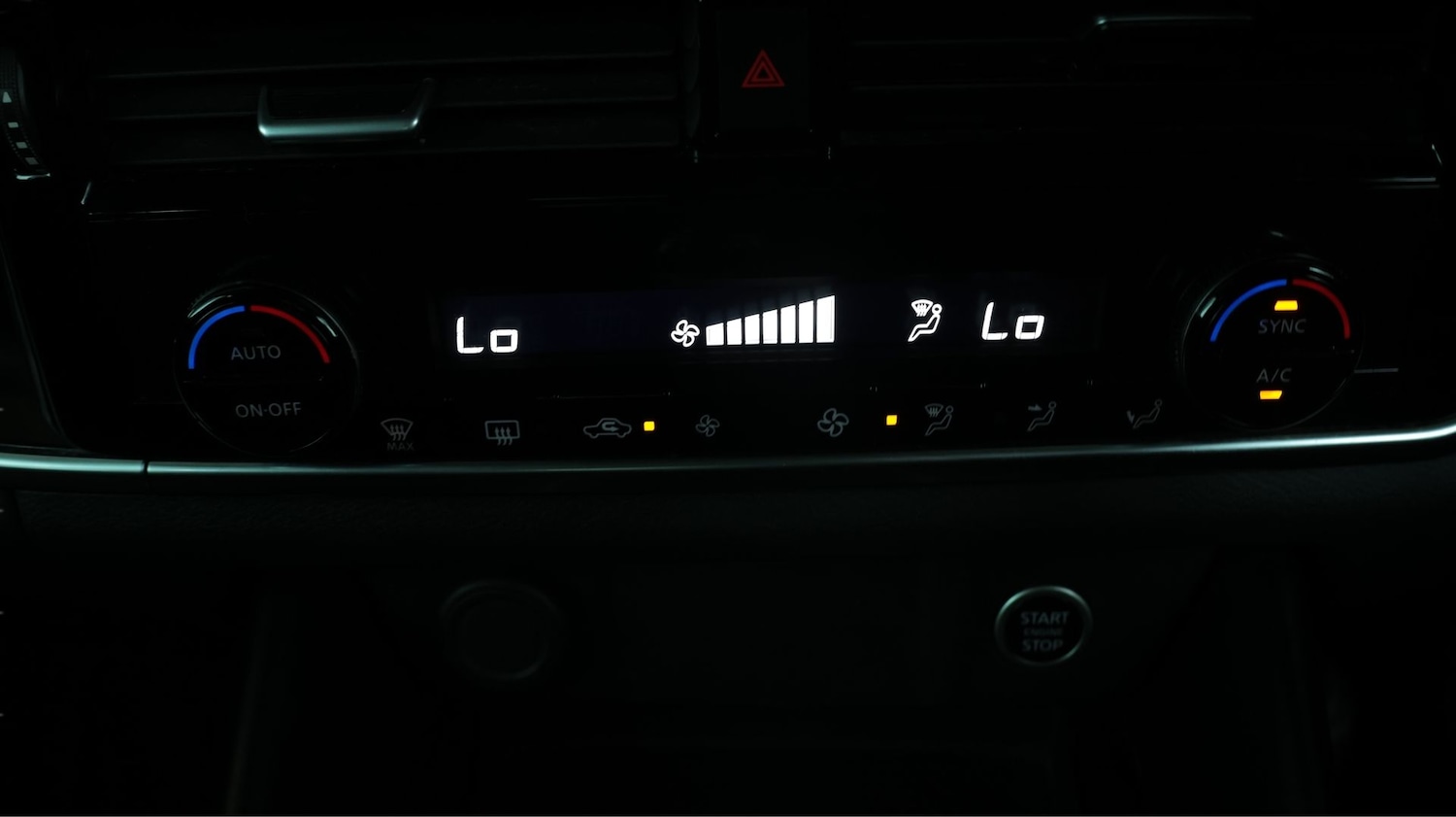 Used Nissan Qashqai for sale - 77983680: Photo 12