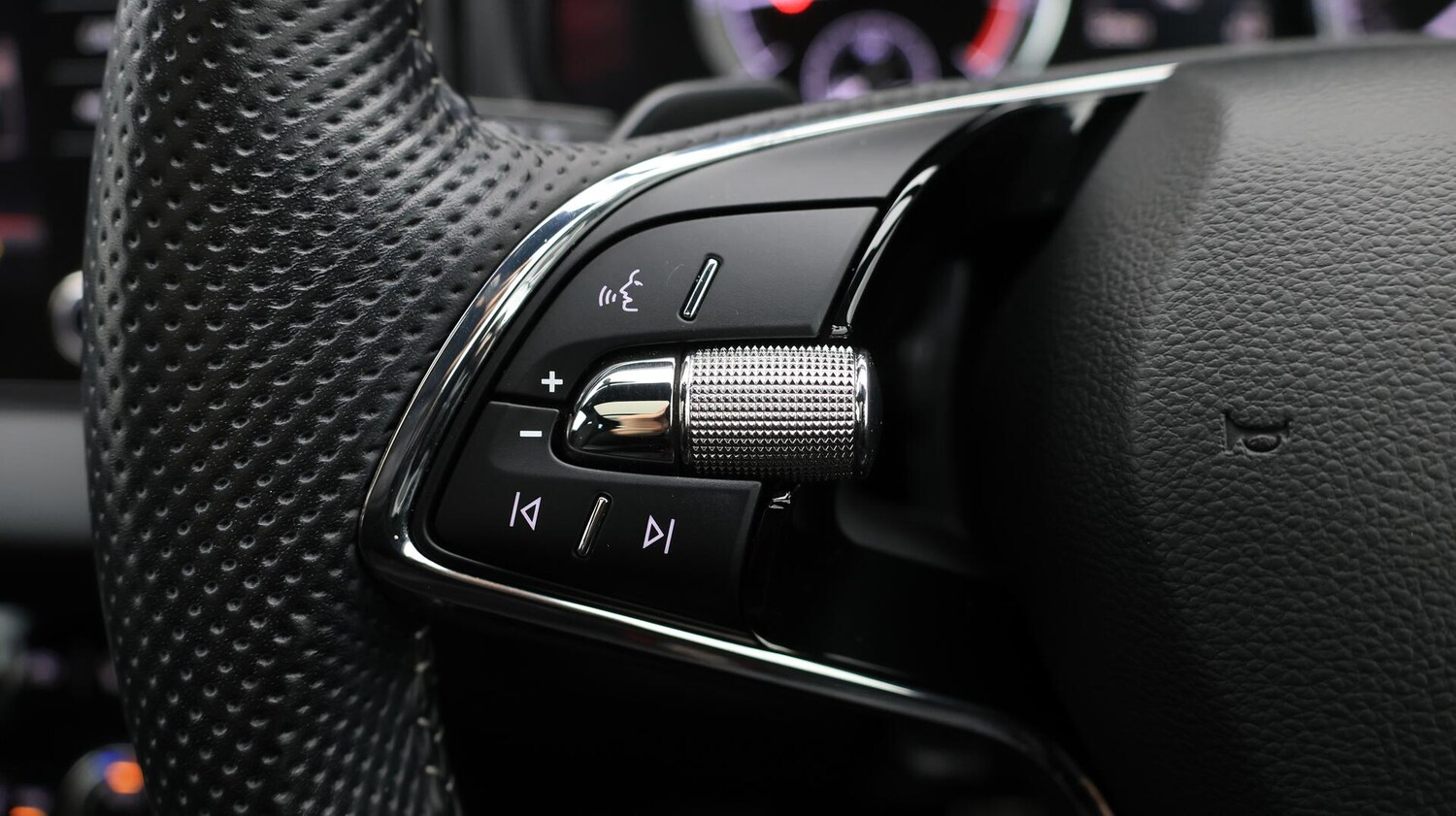 Used Skoda Karoq 2021 for sale - 76380846: Photo 25