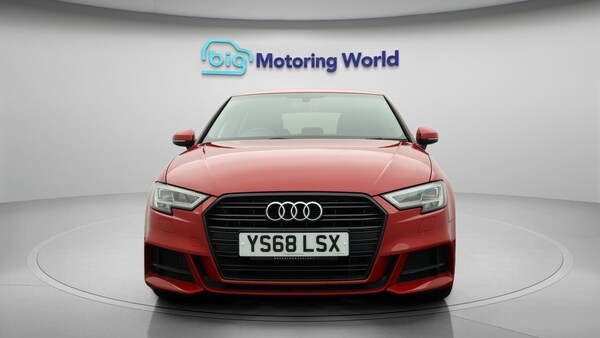 Used Audi A3 2018 for sale - 76152974: Photo 2