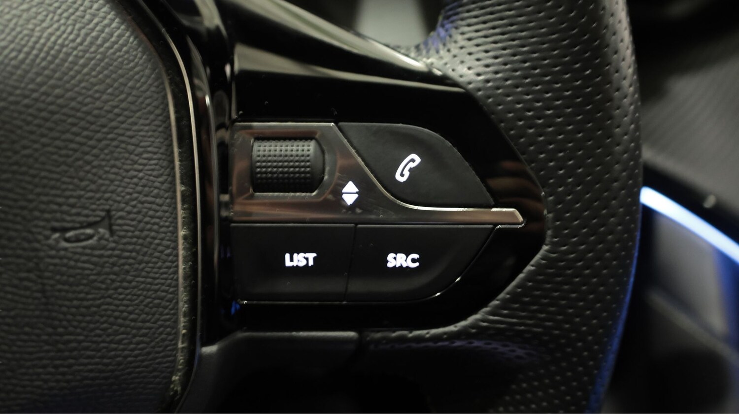 Used Peugeot 208 2022 for sale - 77745306: Photo 24