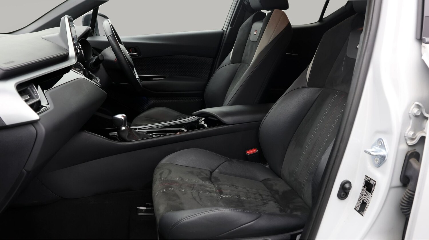 Used Toyota C-HR 2022 for sale - 77405573: Photo 14