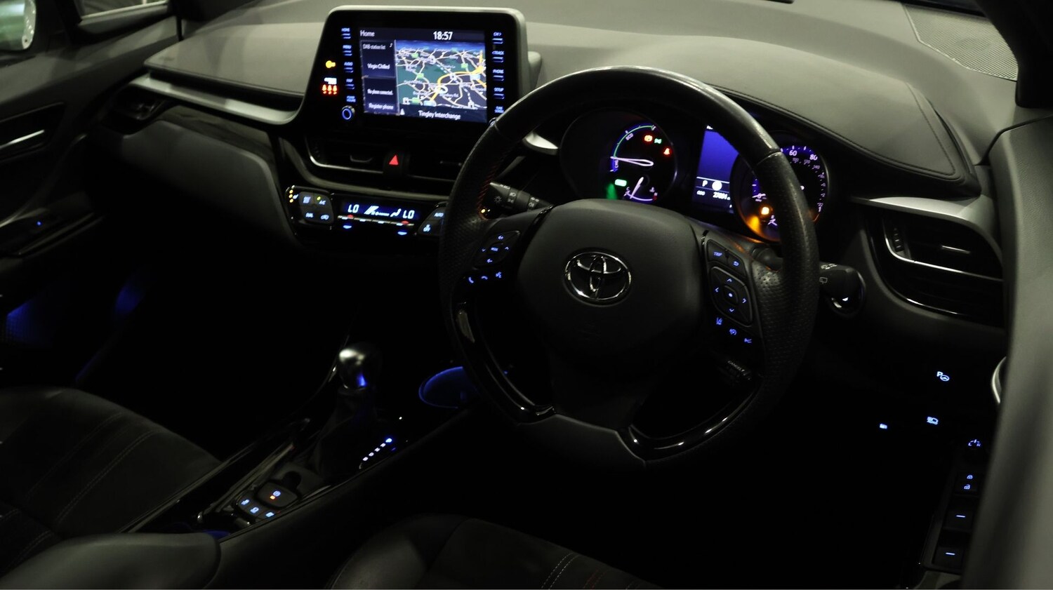 Used Toyota C-HR 2022 for sale - 77405573: Photo 9