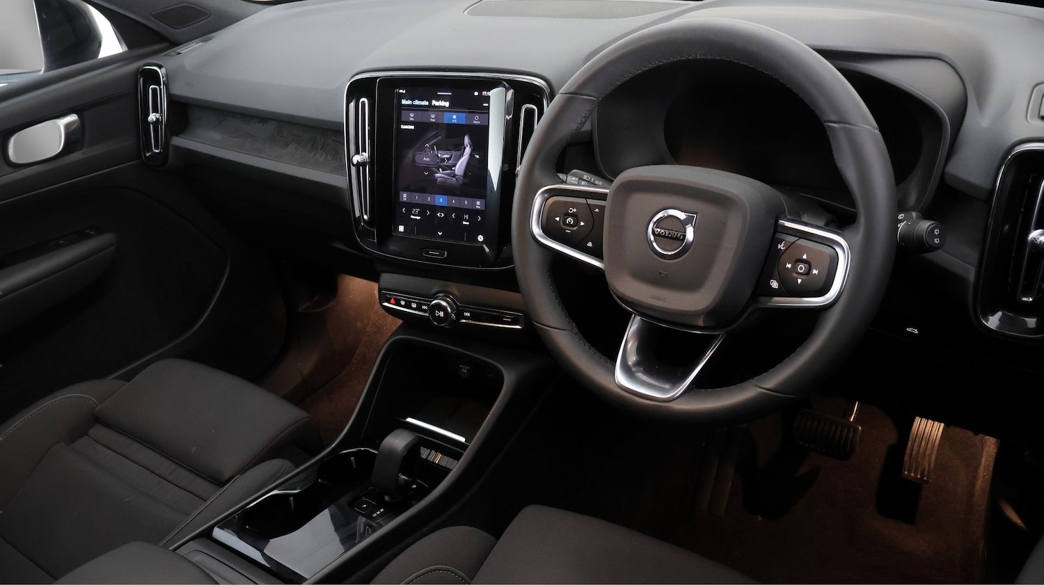 Used Volvo XC40 2022 for sale - 77450219: Photo 9