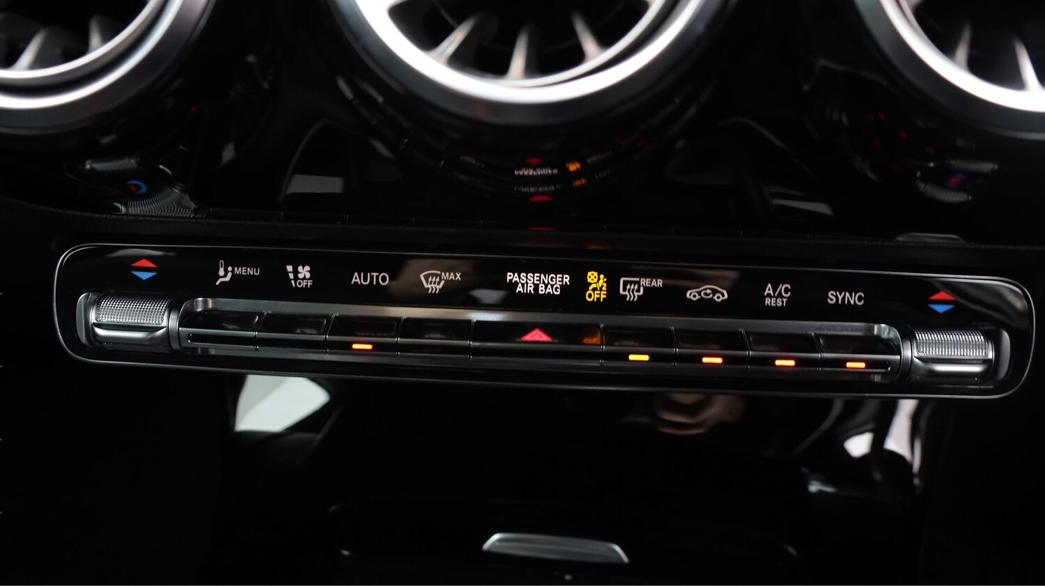 Used Mercedes-Benz A-Class 2020 for sale - 77665490: Photo 12