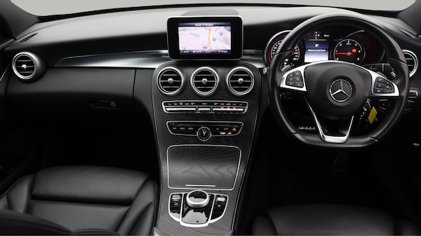 Used Mercedes-Benz C Class 2018 for sale - 76307073: Photo 14