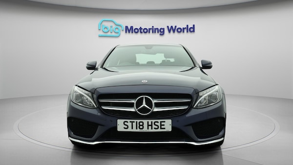 Used Mercedes-Benz C Class 2018 for sale - 76307073: Photo 3