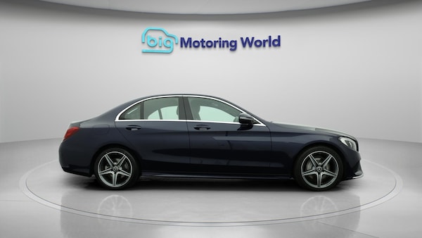 Used Mercedes-Benz C Class 2018 for sale - 76307073: Photo 9