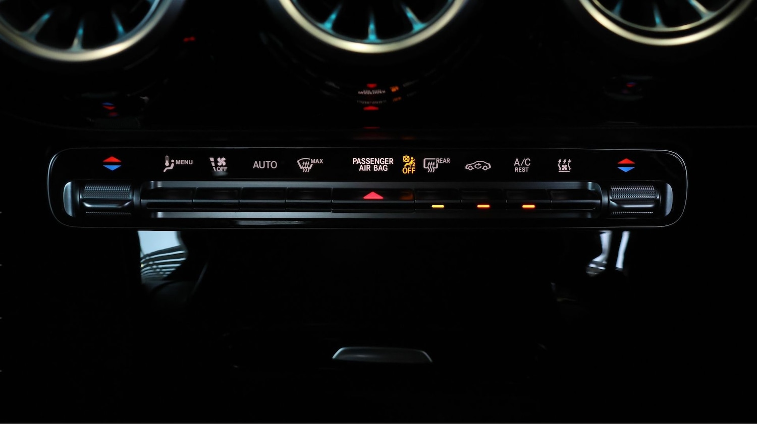 Used Mercedes-Benz CLA 2022 for sale - 77453704: Photo 12