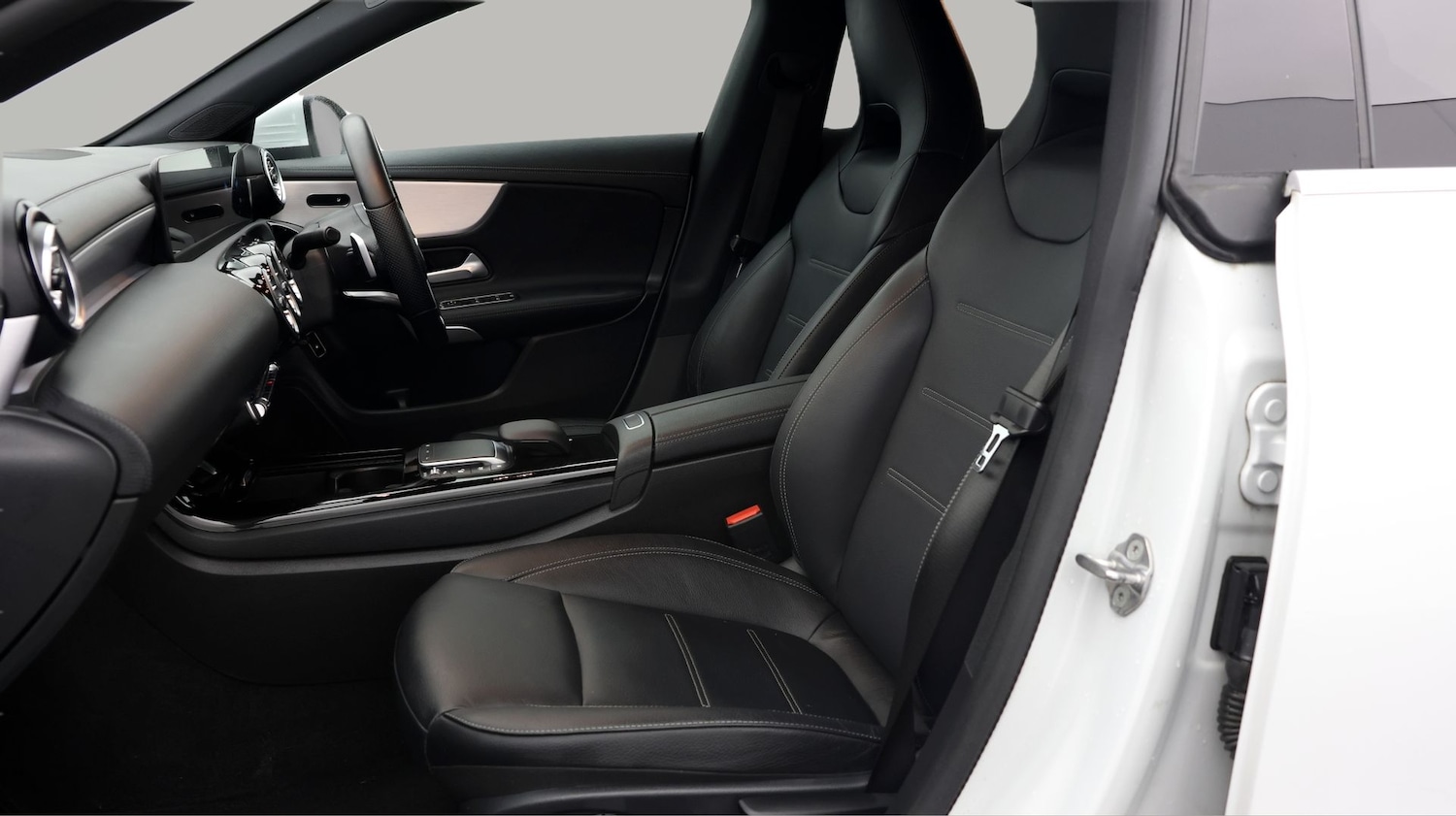 Used Mercedes-Benz CLA 2022 for sale - 77453704: Photo 14