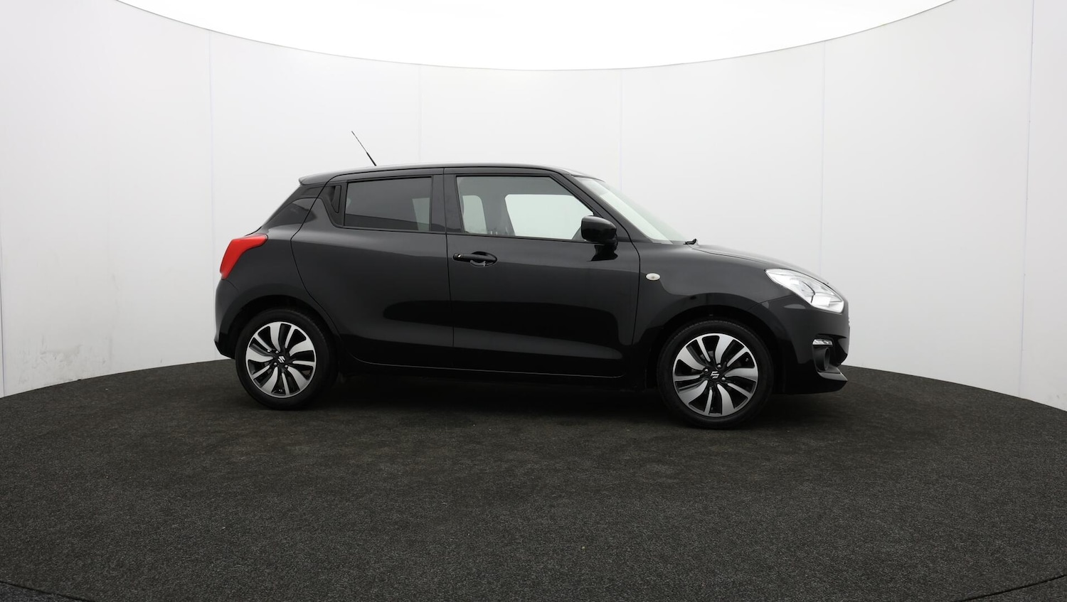 Used Suzuki Swift 2020 for sale - 76326187: Photo 44