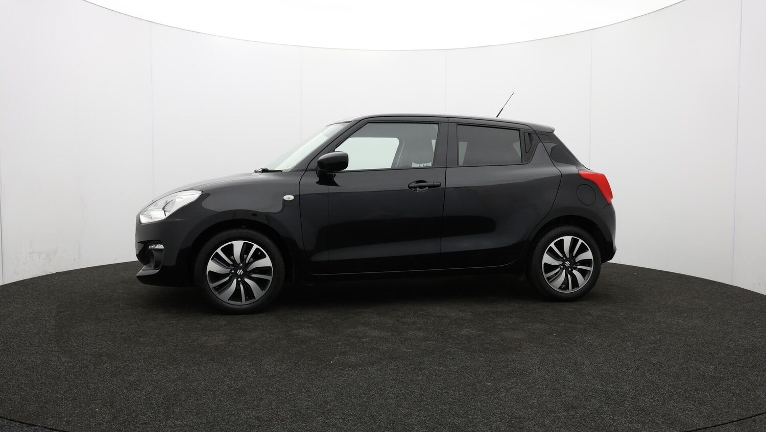 Used Suzuki Swift 2020 for sale - 76326187: Photo 70