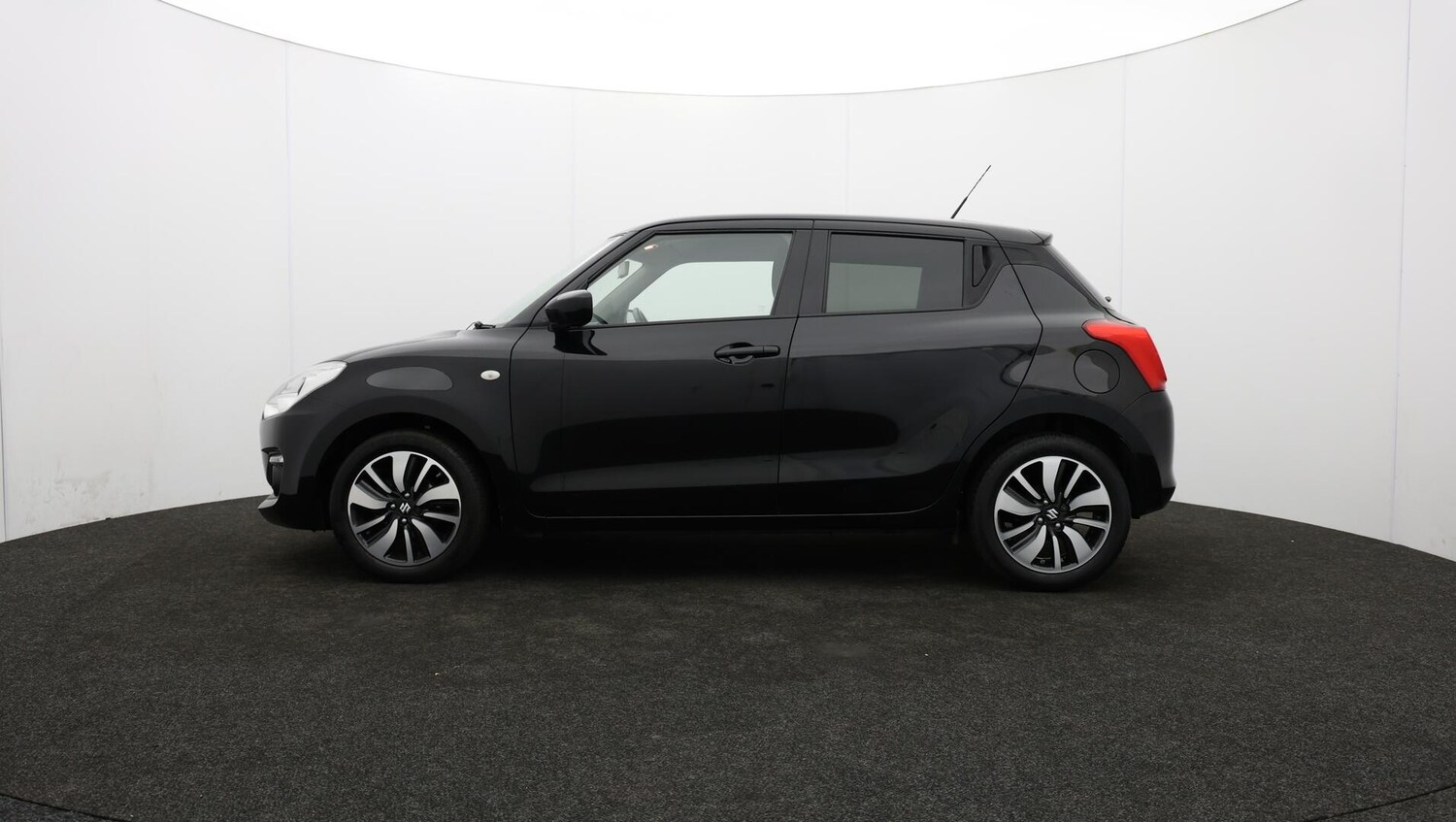 Used Suzuki Swift 2020 for sale - 76326187: Photo 72